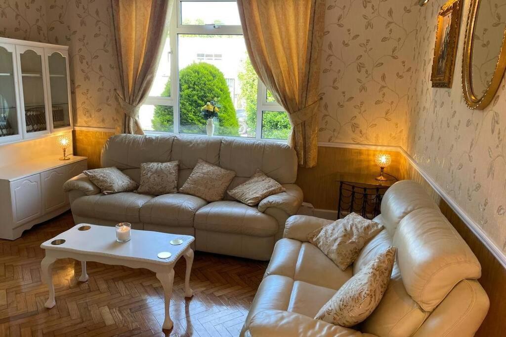 Glenmount Castleblayney Villa Exteriör bild