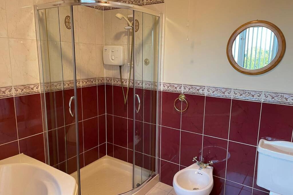 Glenmount Castleblayney Villa Exteriör bild
